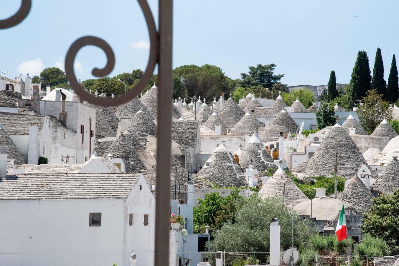 Perlage Suite Luxury B&B - Amazing View Of Trulli Альберобелло Экстерьер фото